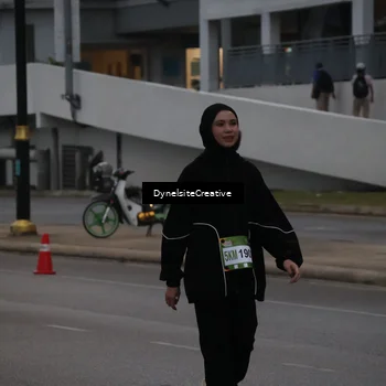 Runner Photo 7837020