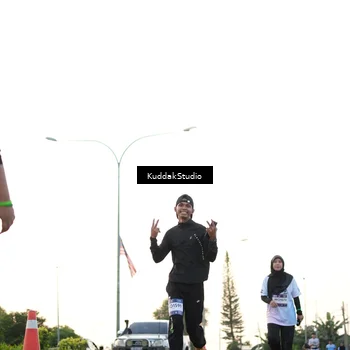 Runner Photo 7837027