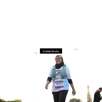 Runner Photo 7837034
