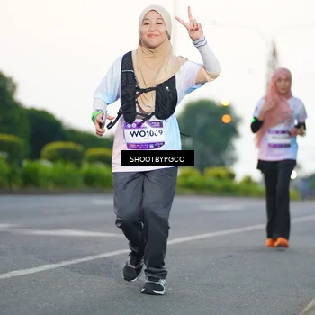 Runner Photo 7837035