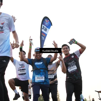 Runner Photo 7837052