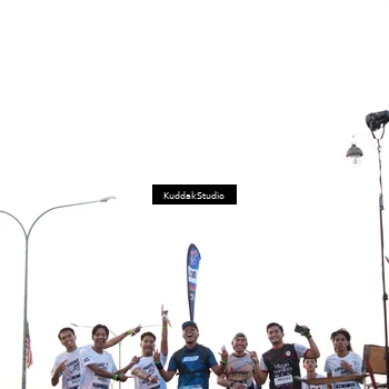 Runner Photo 7837056