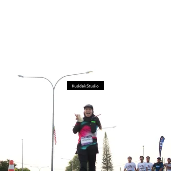 Runner Photo 7837062