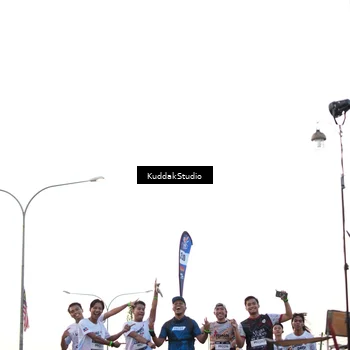 Runner Photo 7837063