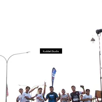 Runner Photo 7837064