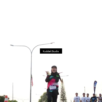 Runner Photo 7837065
