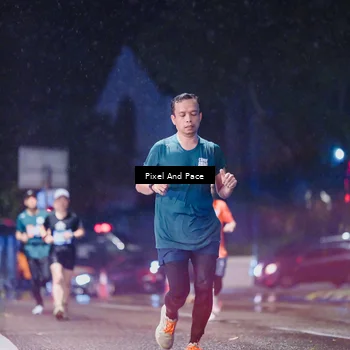 Runner Photo 7837067