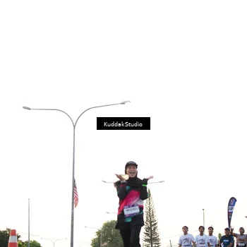 Runner Photo 7837071