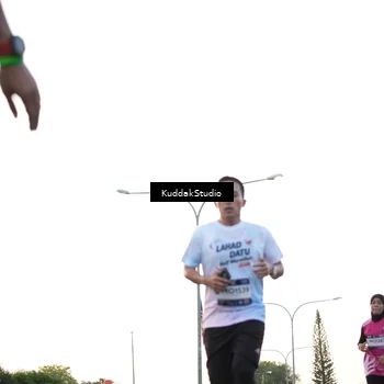 Runner Photo 7837089