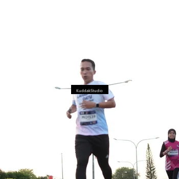 Runner Photo 7837092