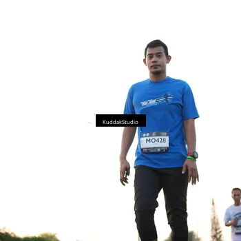 Runner Photo 7837093