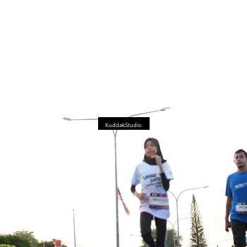 Runner Photo 7837111