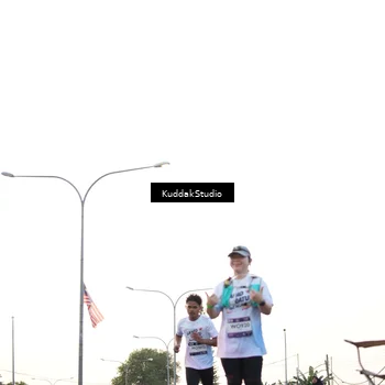 Runner Photo 7837118