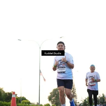 Runner Photo 7837127