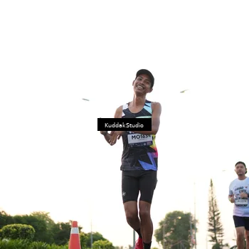 Runner Photo 7837129