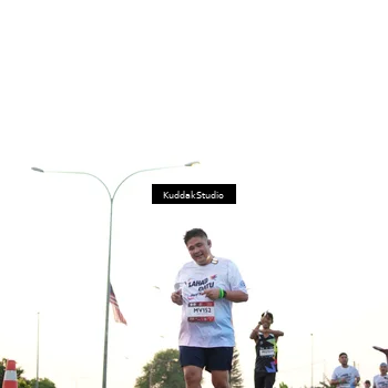 Runner Photo 7837136