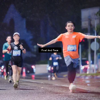 Runner Photo 7837140