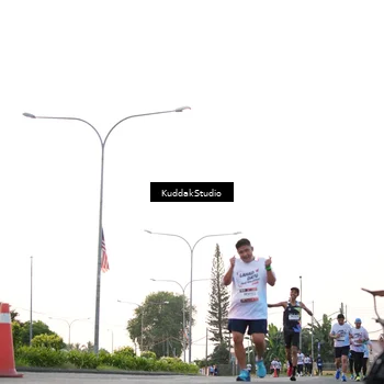 Runner Photo 7837142