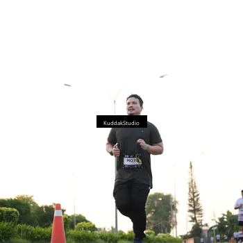 Runner Photo 7837145