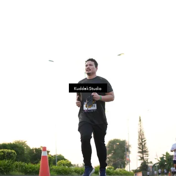 Runner Photo 7837146