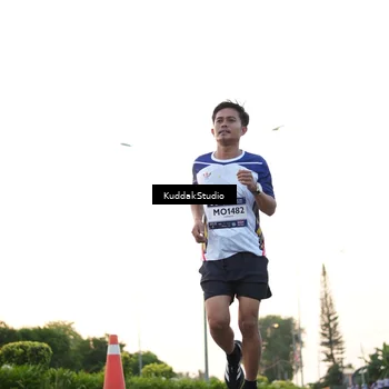 Runner Photo 7837150