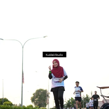 Runner Photo 7837155