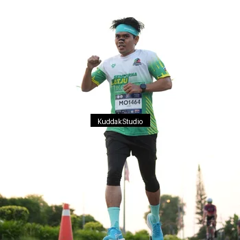 Runner Photo 7837167