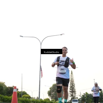 Runner Photo 7837196