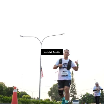 Runner Photo 7837199