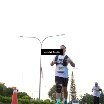 Runner Photo 7837201