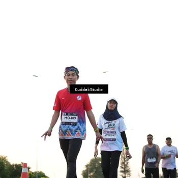 Runner Photo 7837213