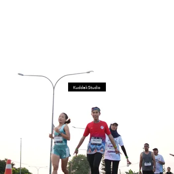 Runner Photo 7837221