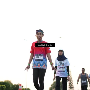 Runner Photo 7837223