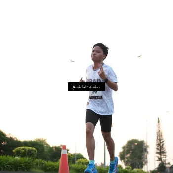 Runner Photo 7837230