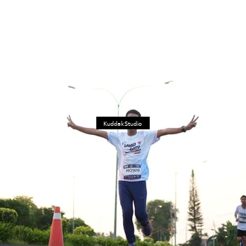 Runner Photo 7837235