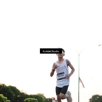 Runner Photo 7837259