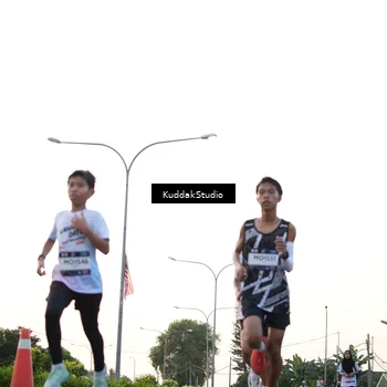 Runner Photo 7837284