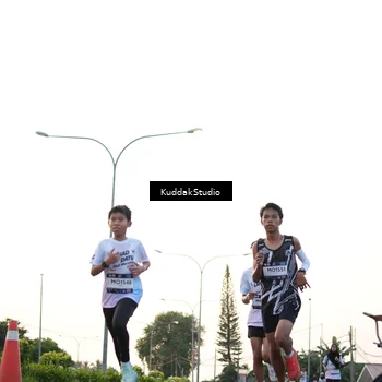 Runner Photo 7837288