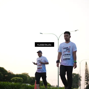 Runner Photo 7837295