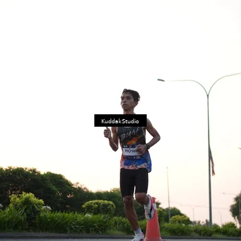 Runner Photo 7837306