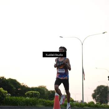 Runner Photo 7837309