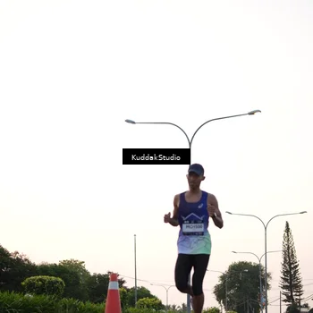 Runner Photo 7837318