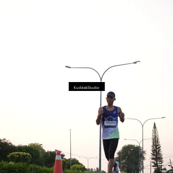 Runner Photo 7837321