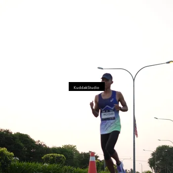 Runner Photo 7837322