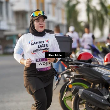 Runner Photo 7837334