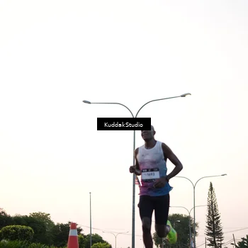 Runner Photo 7837338