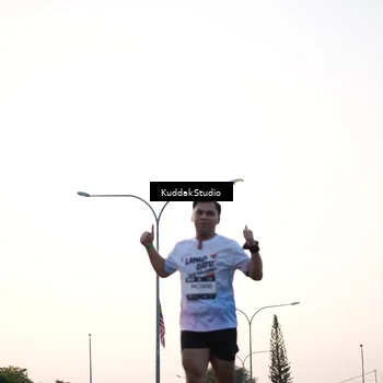 Runner Photo 7837351