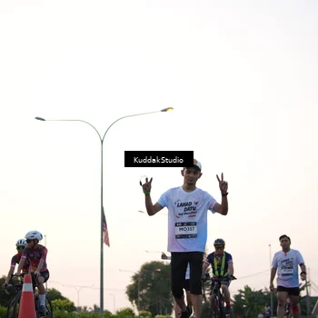 Runner Photo 7837368