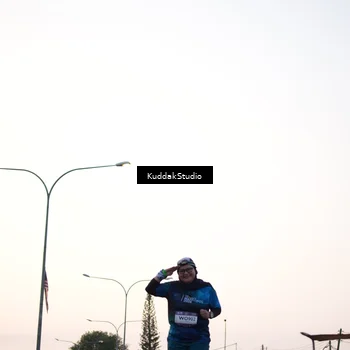 Runner Photo 7837376