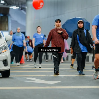 Runner Photo 7837406